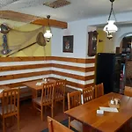 Rozmberska Basta Guest house 3*
