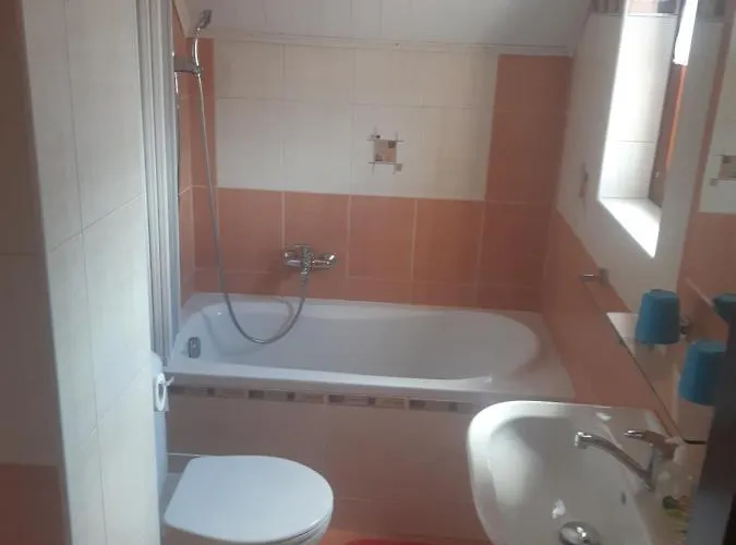 Rozmberska Basta 3*